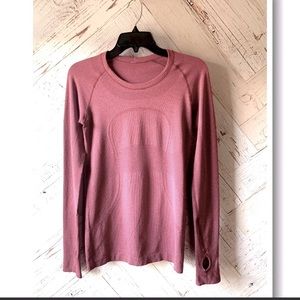 Lululemon Swiftly Tech Wee Striped 6 EUC